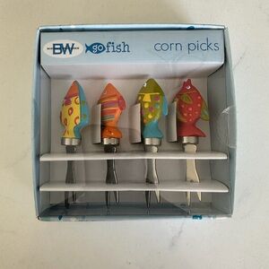 Boston Warehouse Go Fish Corn Picks